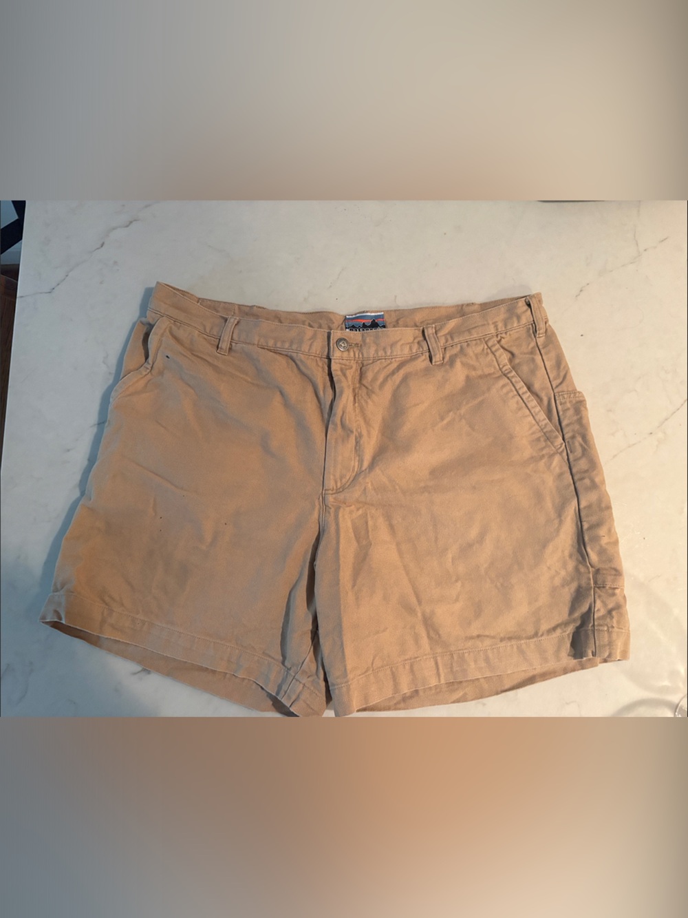 Patagonia Stand Up Shorts Men's Khaki 40 waist 7 inch inseam